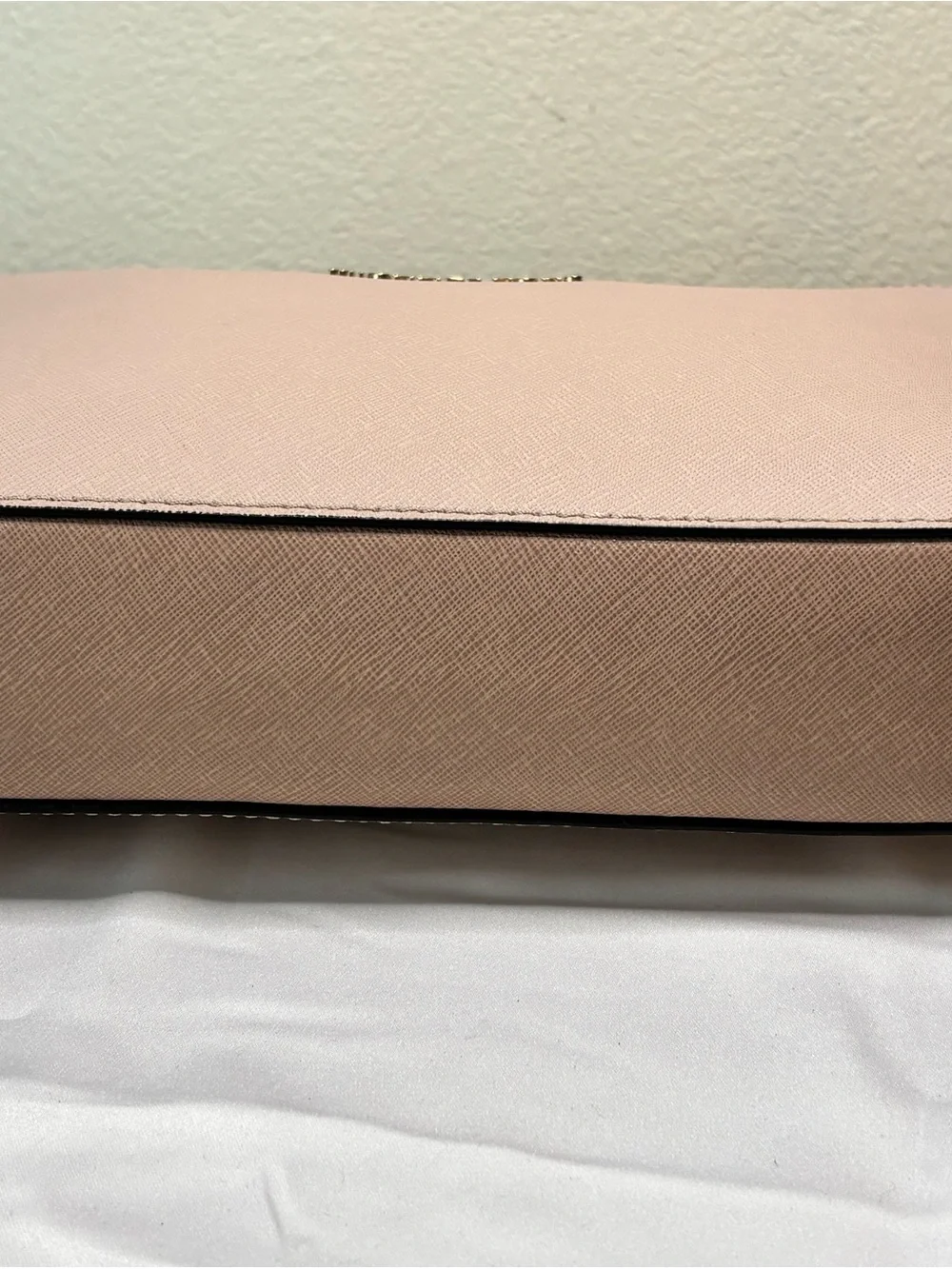 Michael Kors Jet Set Pink Saffiano Leather Crossbody Camera Bag Gold Chain
